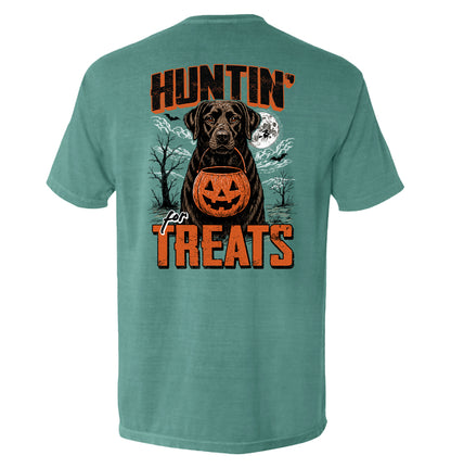 Huntin' For Treats Chocolate Lab