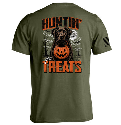 Huntin' For Treats Chocolate Lab