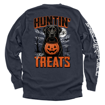 Huntin' For Treats Black Lab